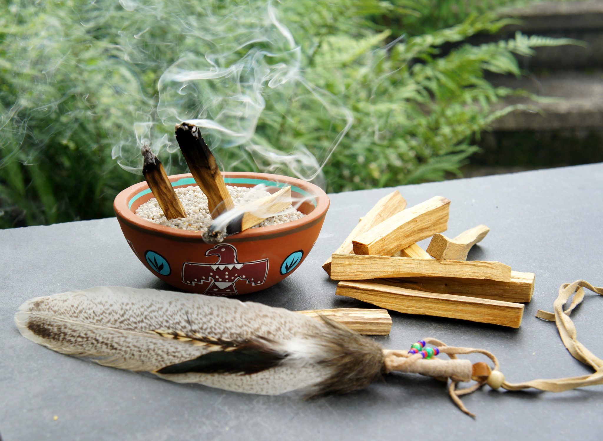 palo-santo-propriet-benefiche-usi-e-riti-magici-salute-in-erba